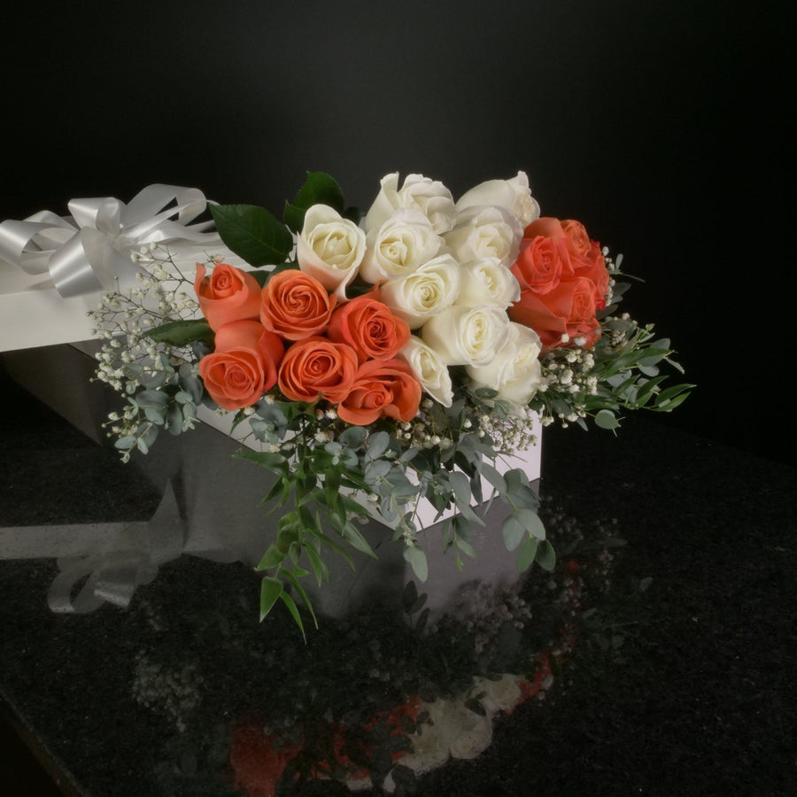  24 Roses / Boxed / Fancy