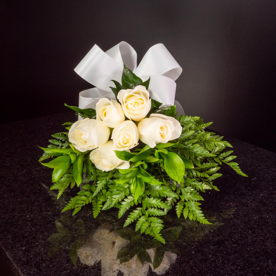 White Roses 6 Roses / Hand-Tied / Basic