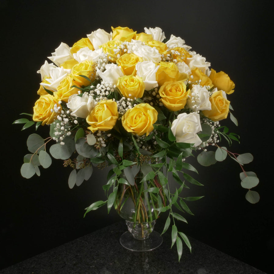  50 Roses / Vase / Fancy
